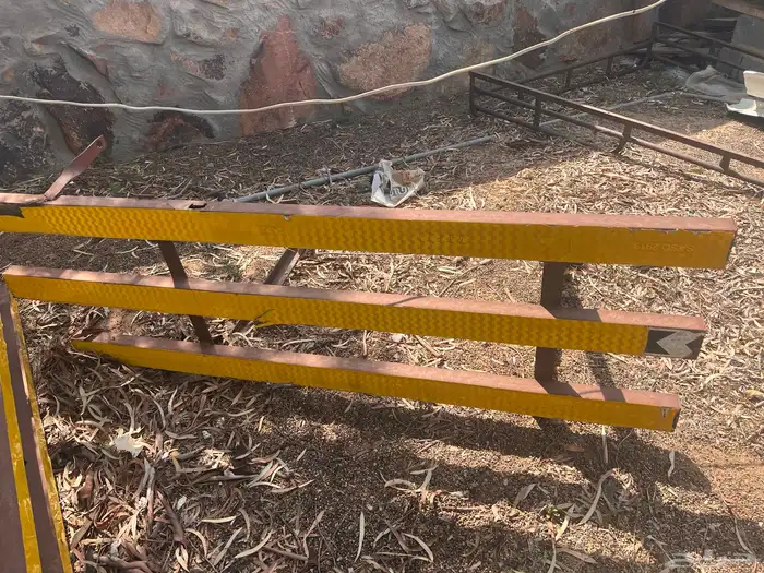 حواجز فولفوF12 1