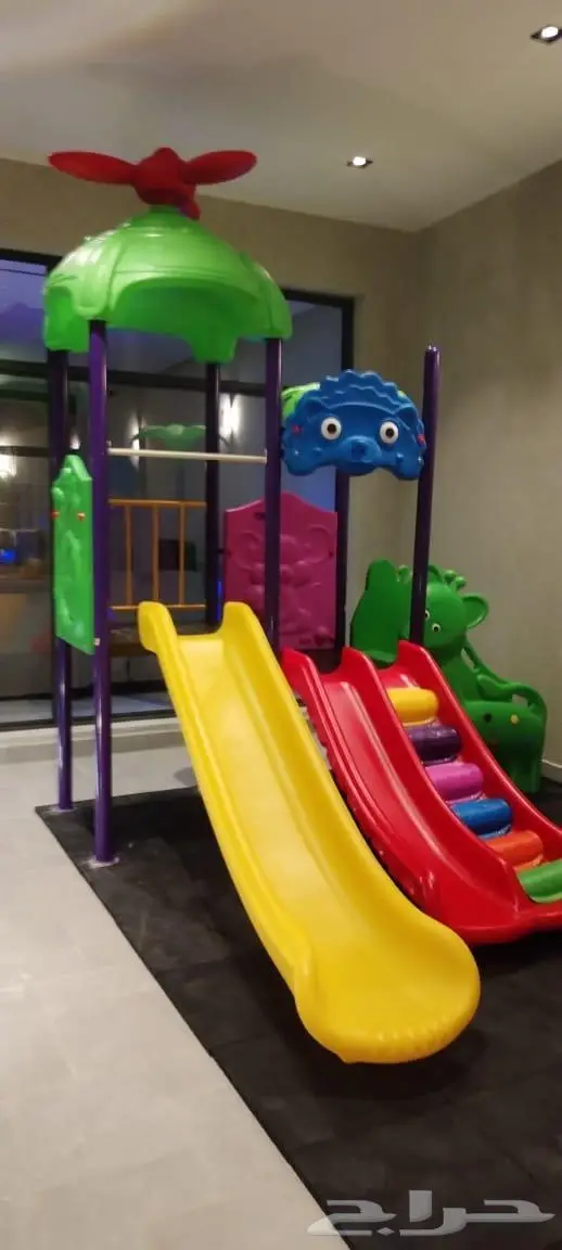 لعبة اطفال متكاملة ومكعب متنوع ومراجيح 1