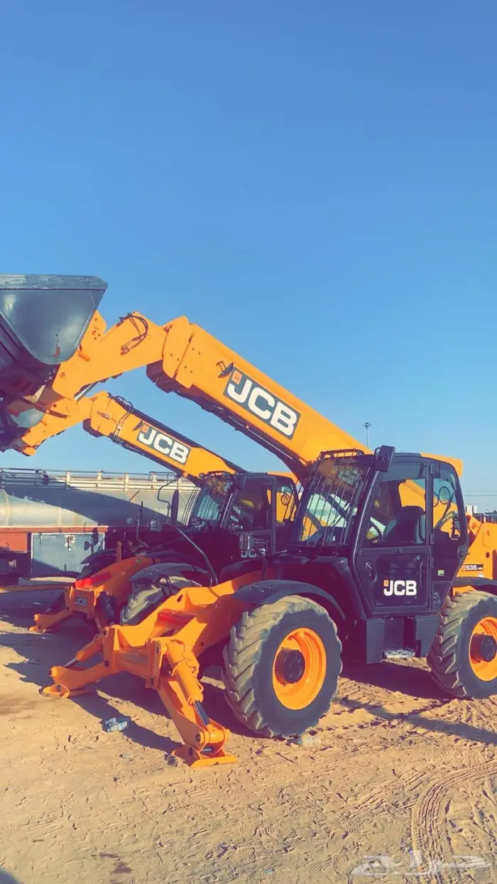 رافعات تلسكوبية JCB 535-140 للايجار 0