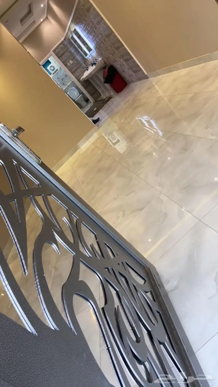 استراحه كبيره قسمين ومسبح كبير وملعب طايره والعاب اطفال 13