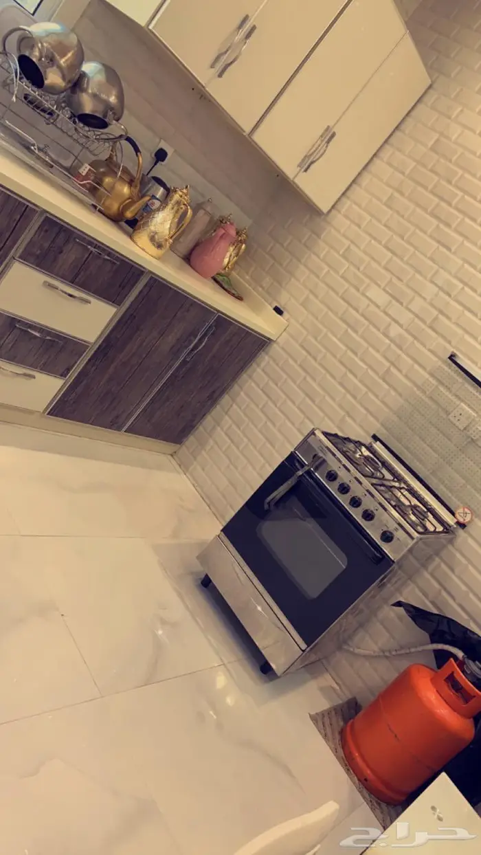استراحه كبيره قسمين ومسبح كبير وملعب طايره والعاب اطفال 26