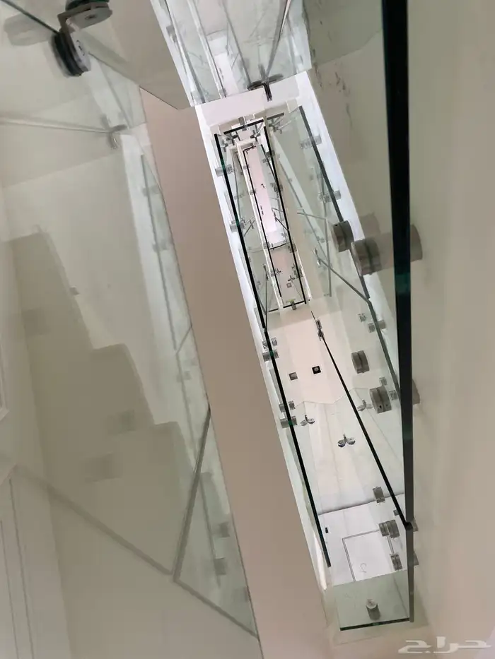 زجاج سيكوريت ومرايا 9