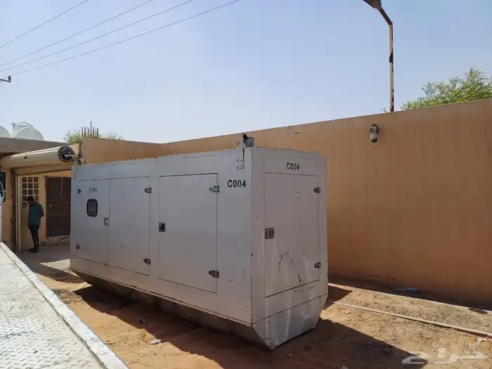 مولدات كهربائية وأبراج اضاءة للإيجار 0