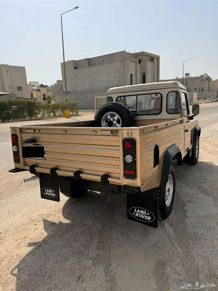 ديفندر 3