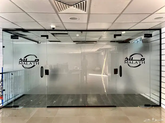 زجاج سيكوريت ومرايا 12