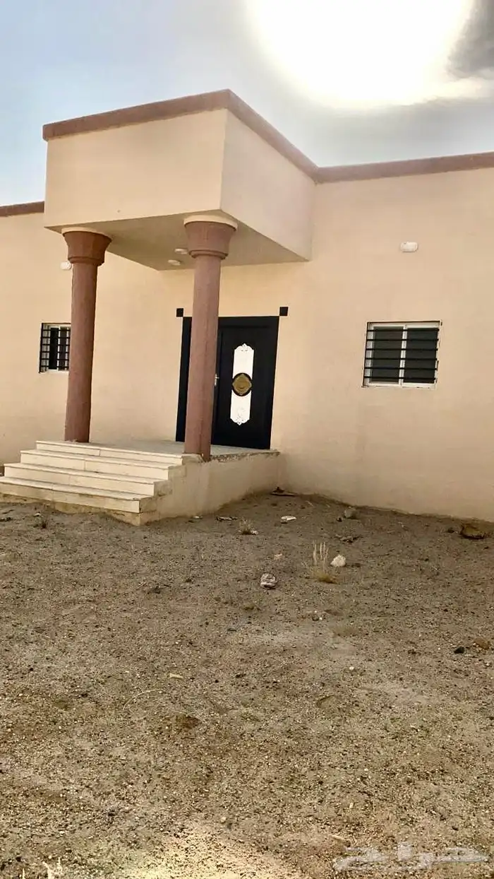 بيت كبير مع حوش للبيع المستعجل 0