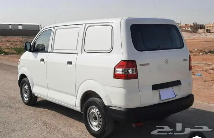 فان سوزوكي للايجار الشهري فقط 1