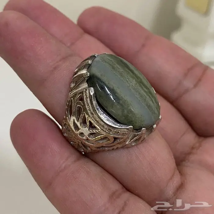 خاتم عقيق يماني جزع تفاحي اللون طبيعي 3