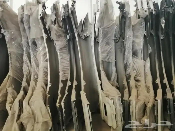 قطع غيار لكزس 8