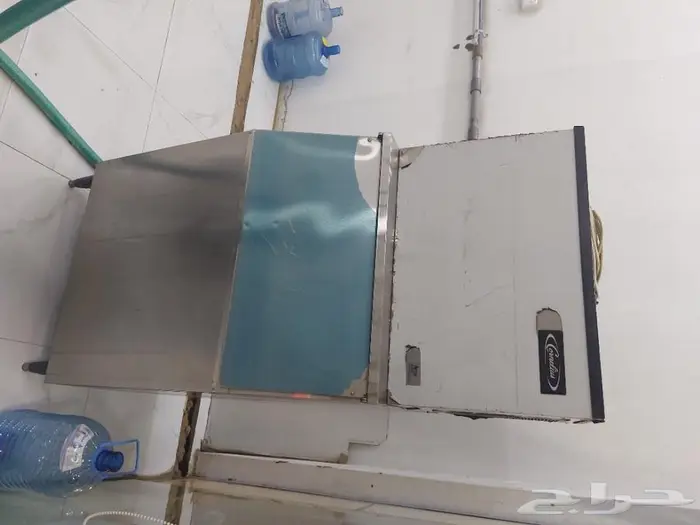 مكينة تصنيع مكعبات ثلج 1