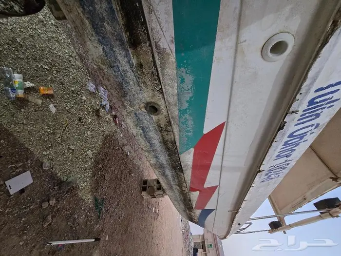 قارب بوت لنش طراد للبيع بدون مكاين ب 5 الاف ريال بيع مستعجل 17