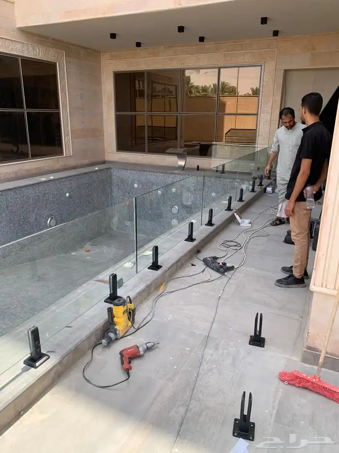 زجاج سيكوريت ومرايا 1