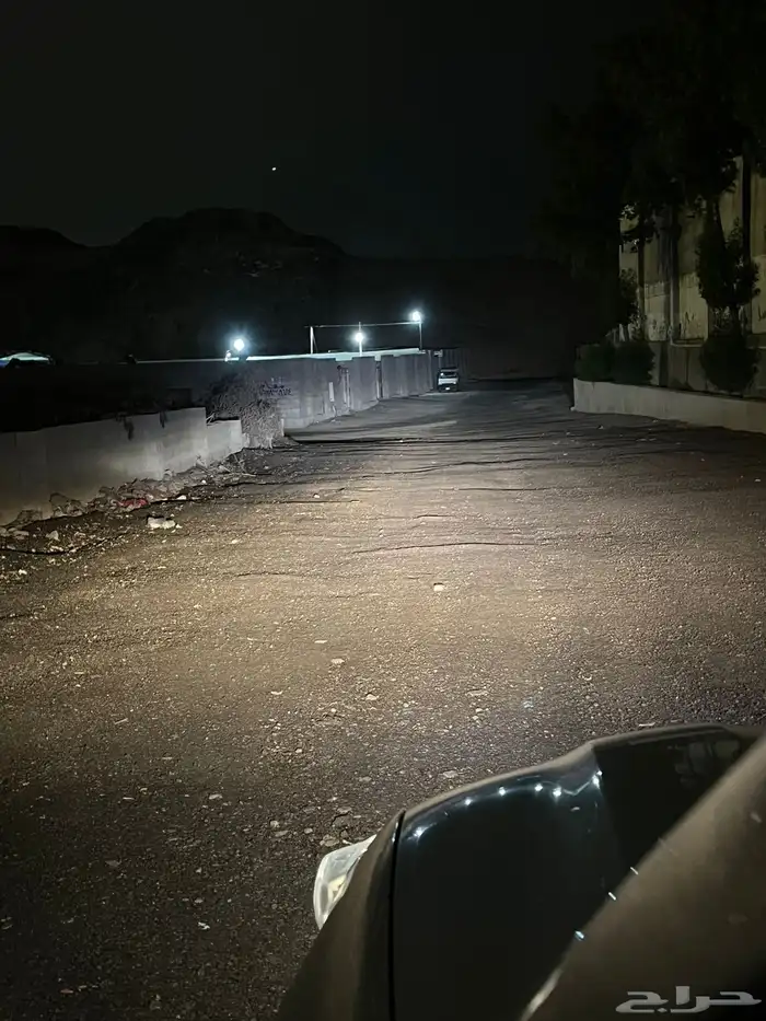 أسفلت مقشوط خرسانه 1