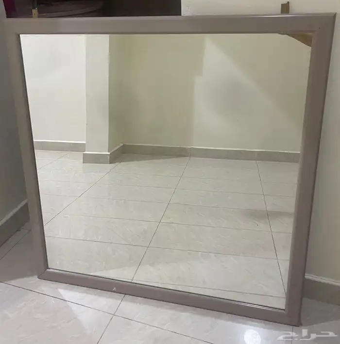 مرايا مربعه حجم كبيره 0