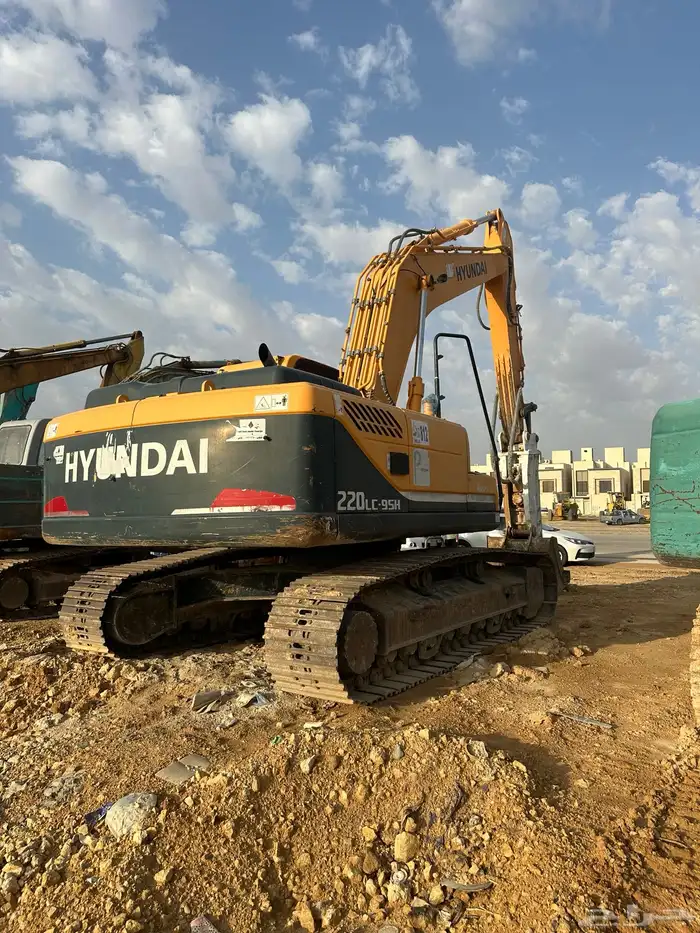 حفارات بوكلين للايجار Poklin excavators for rent SPSP 2