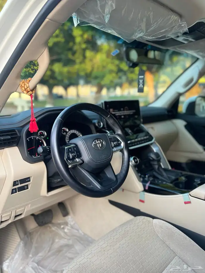 لاند كروزر G.XR - L3 2022 مالك اول سعودي وكالة 22