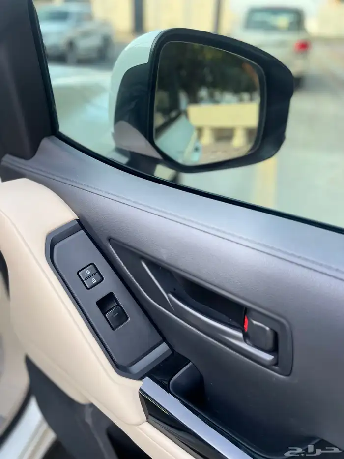 لاند كروزر G.XR - L3 2022 مالك اول سعودي وكالة 37