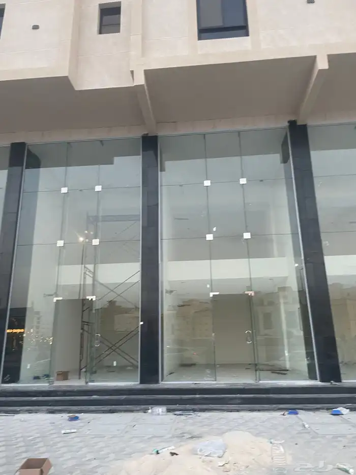 معلم زجاج سكريت جده 3