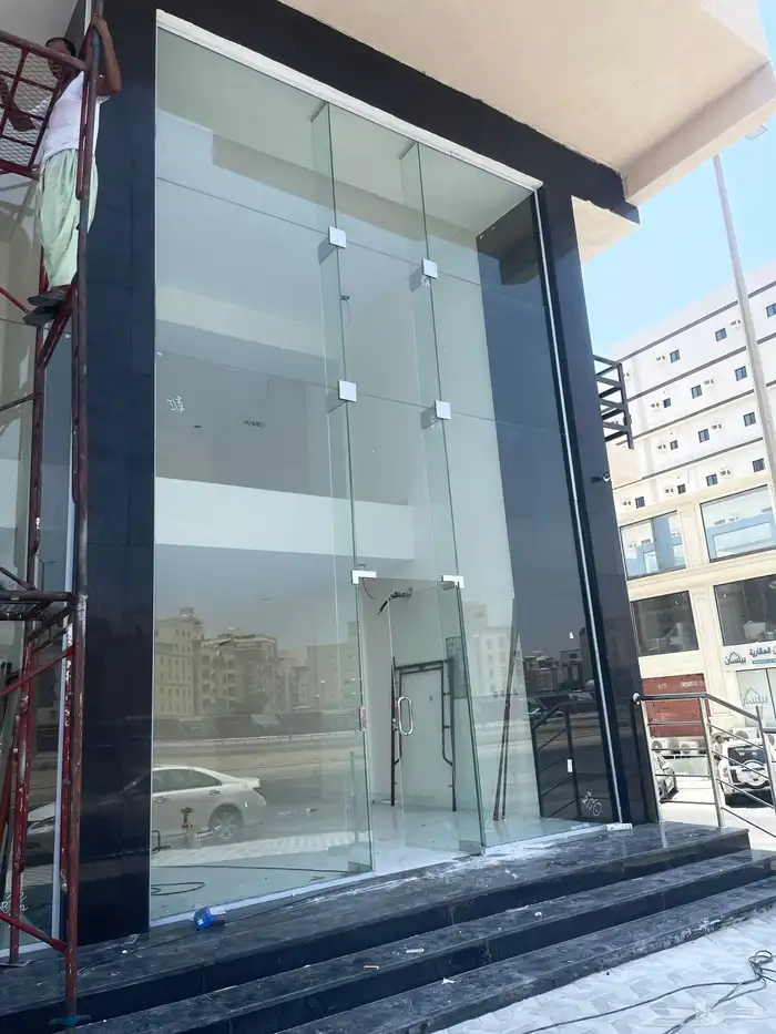 معلم زجاج سكريت جده 10