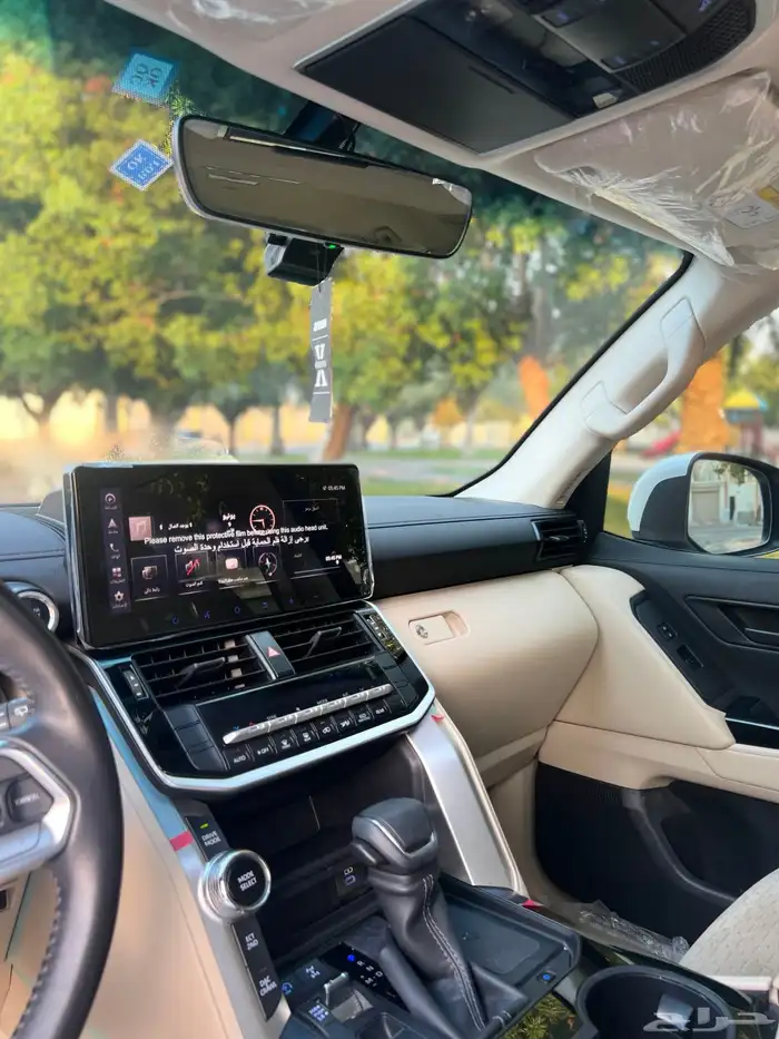 لاند كروزر G.XR - L3 2022 مالك اول سعودي وكالة 26