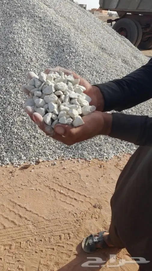 الحربي لبيع الرمل بانواعه الأبيض والأحمر ورمل البنا والدفان 7