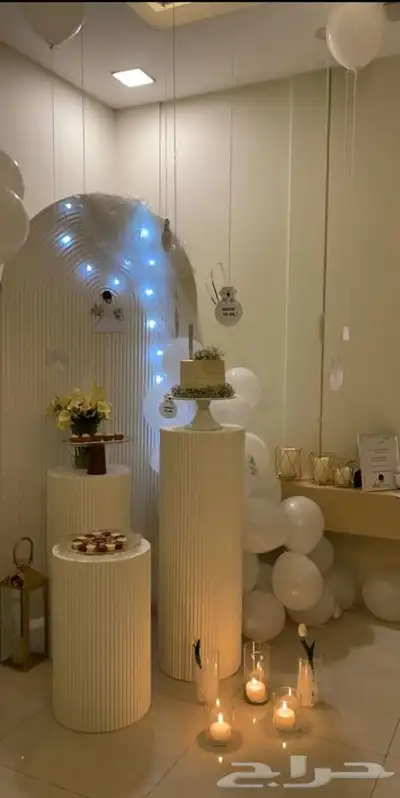 عرض ب150 طاولات وستاند 4
