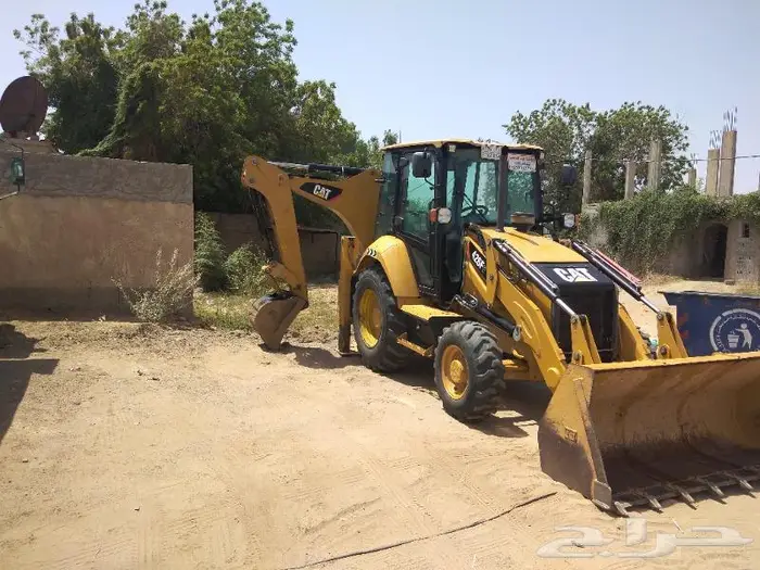 عرجا بوكلين للايجار في احد المسارحه حفريات لتواصل علا رقمي 0