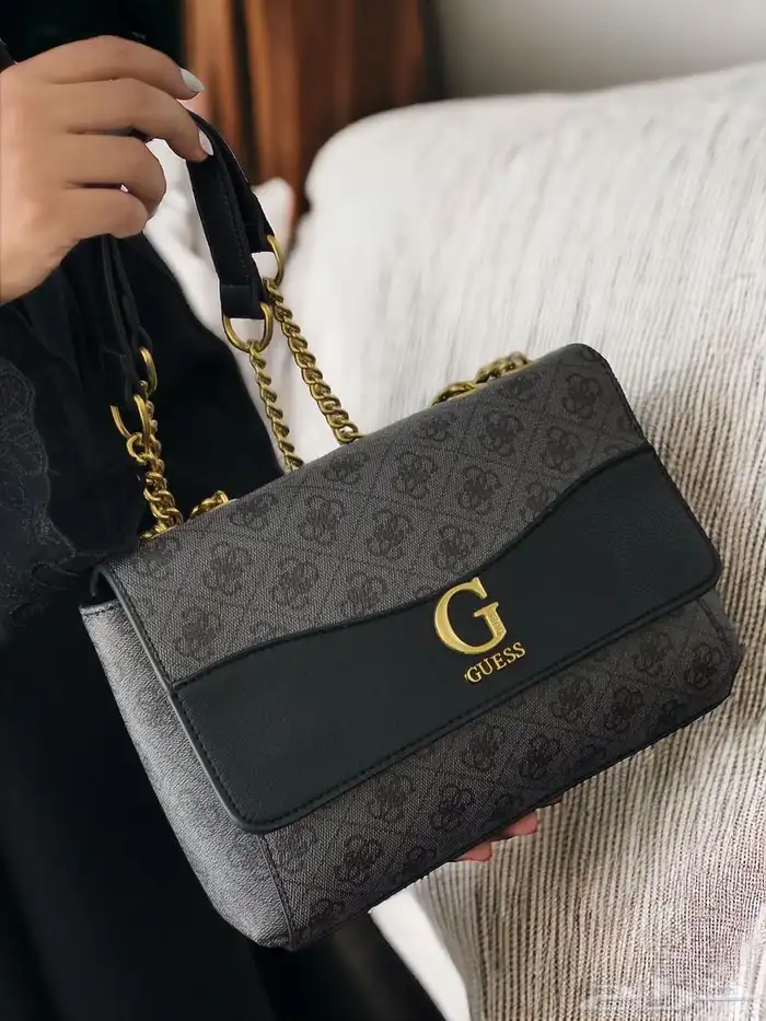 جديدنا شنط GUESS عرض اليوم الوطني 135ريال 13