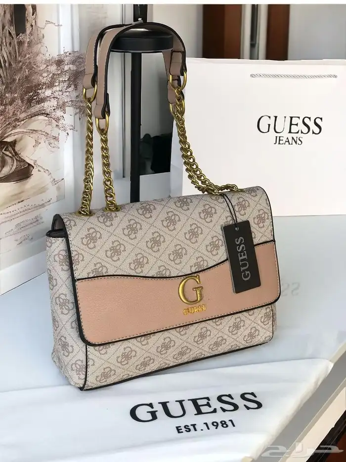 جديدنا شنط GUESS عرض اليوم الوطني 135ريال 2