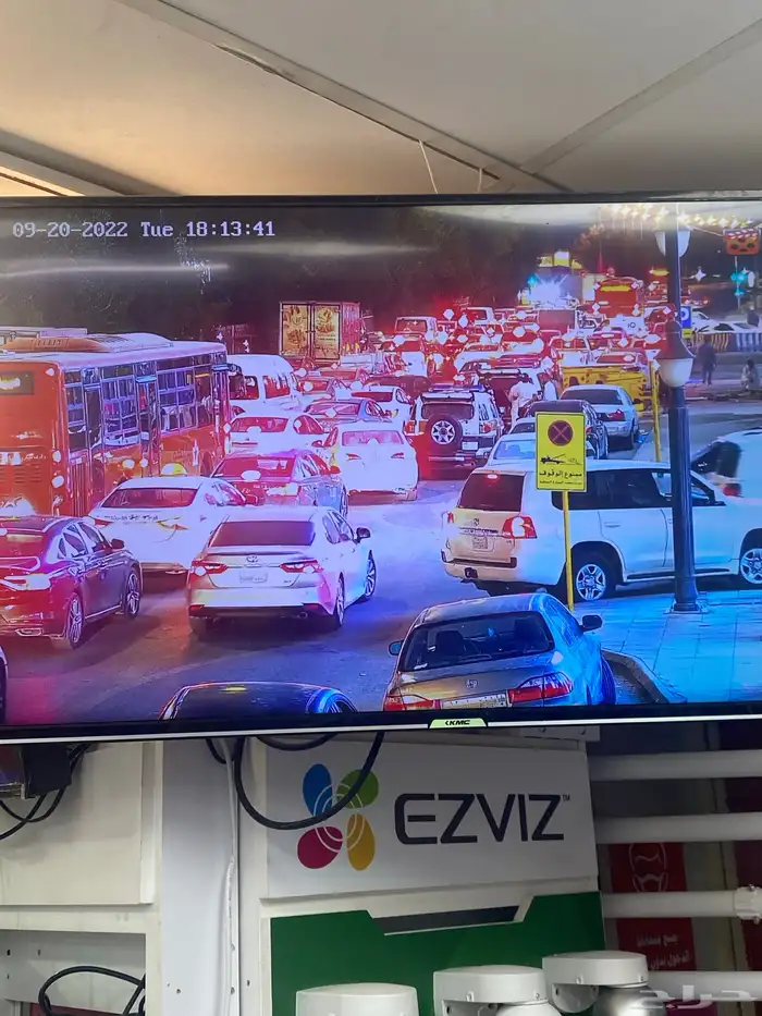 كاميرات مراقبة 1