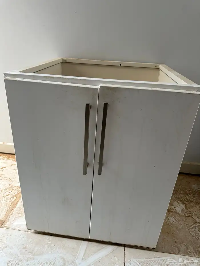 للبيع دولاب مطبخ 0