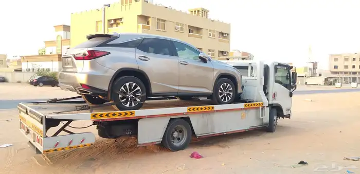سطحات الأمارات لنقل سيارات الفاخرة 2