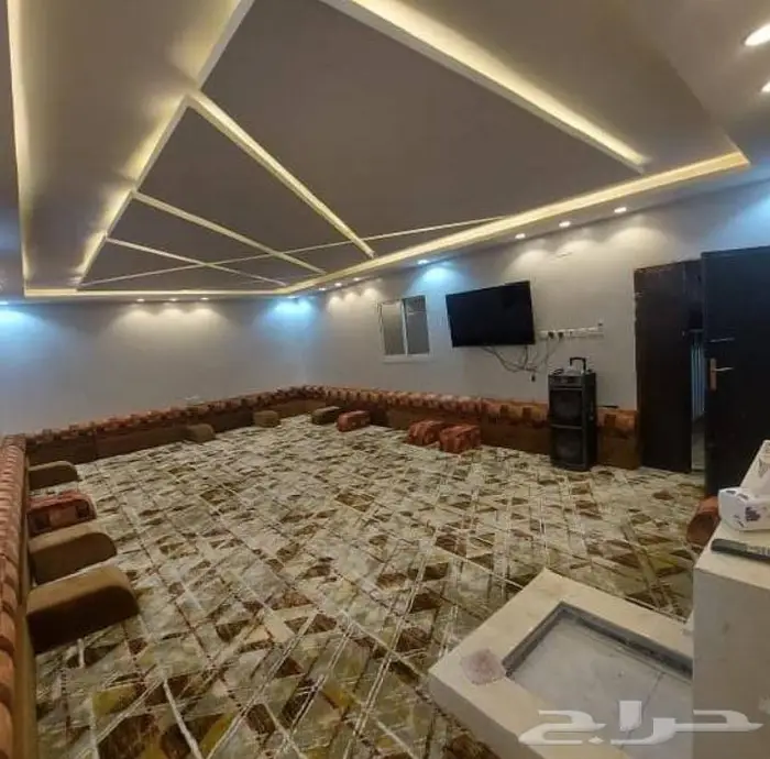 استراحه كبيره قسمين اللعاب مائيه ومسابح 4