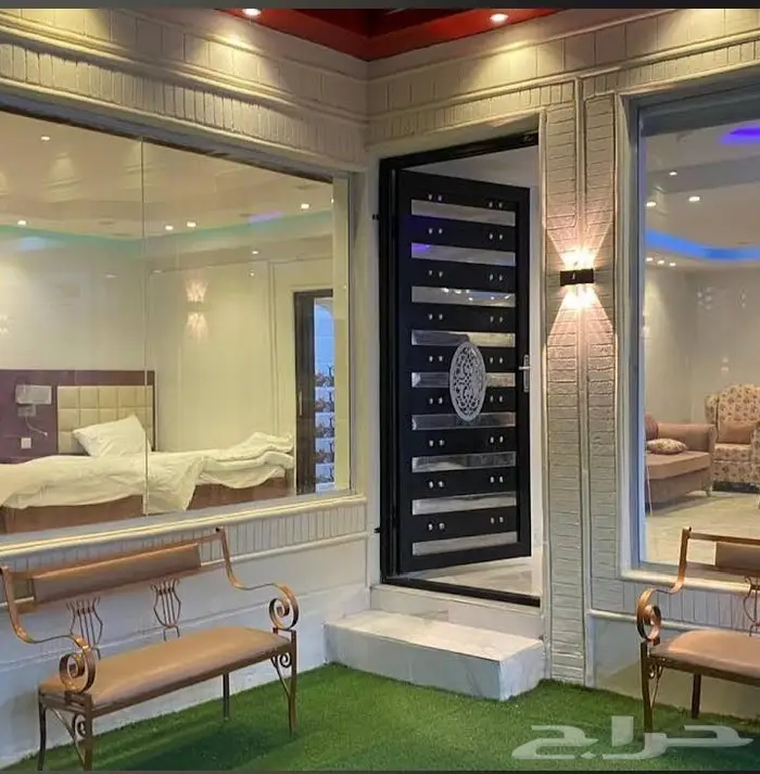 استراحه كبيره قسمين اللعاب مائيه ومسابح 6