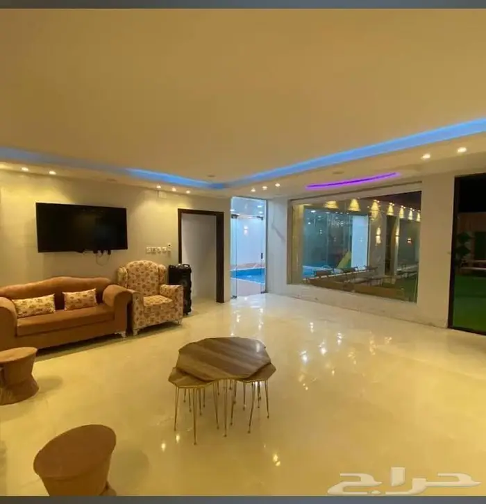 استراحه كبيره قسمين اللعاب مائيه ومسابح 1