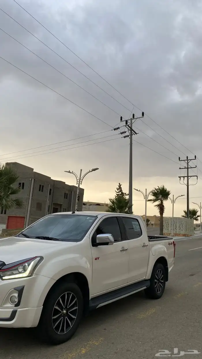 تم البيع الله يبارك لراعيها 0