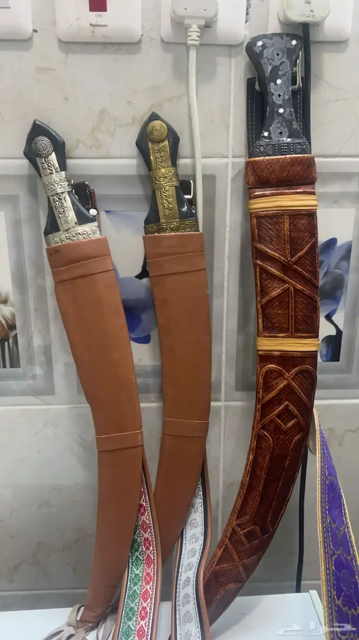 جوافي وجنابي قديمه ومعيرات اصيله 6