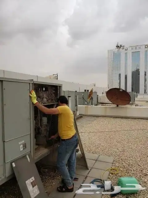 Maintenance of split air conditioners central package 1