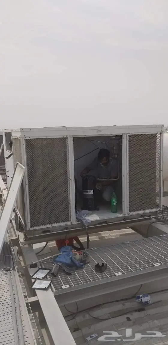 Maintenance of split air conditioners central package 4