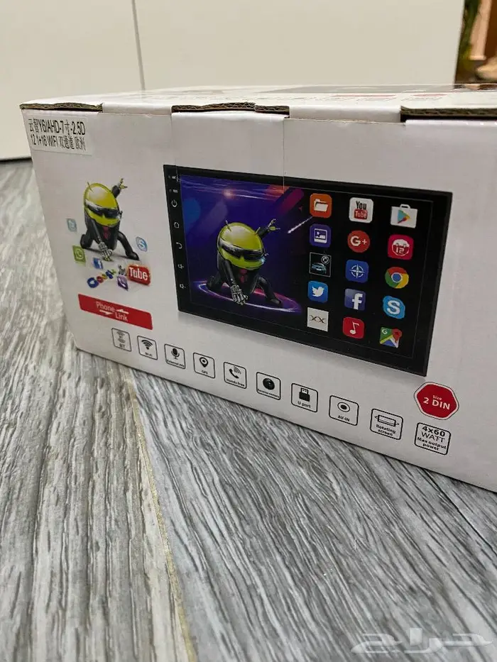 للبيع شاشة اندرويد تركب على معظم السيارات 0