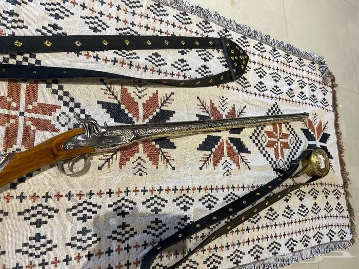 مقمع تراثية نوعها انقليزي مجدد كامل مع نقش 1