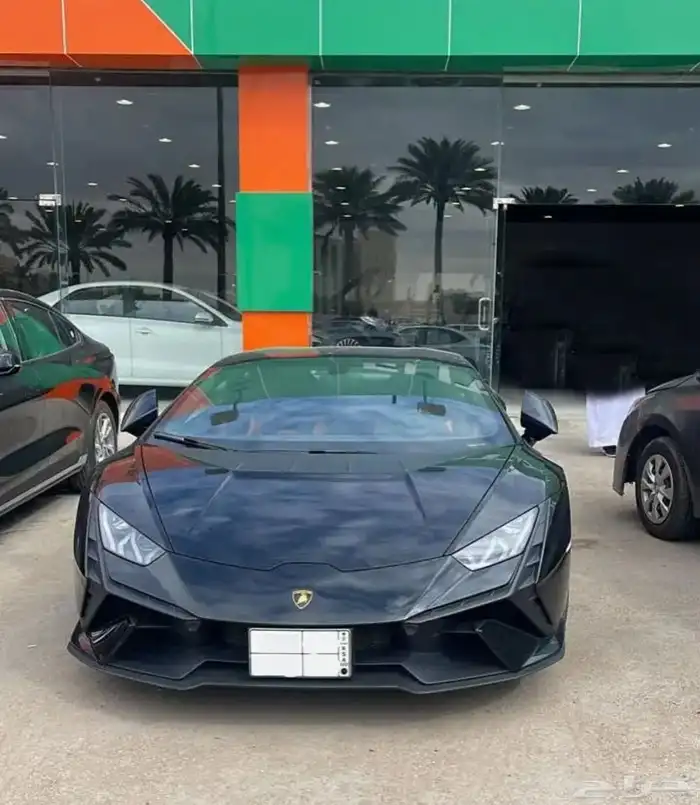 لامبورجيني للايجار 0
