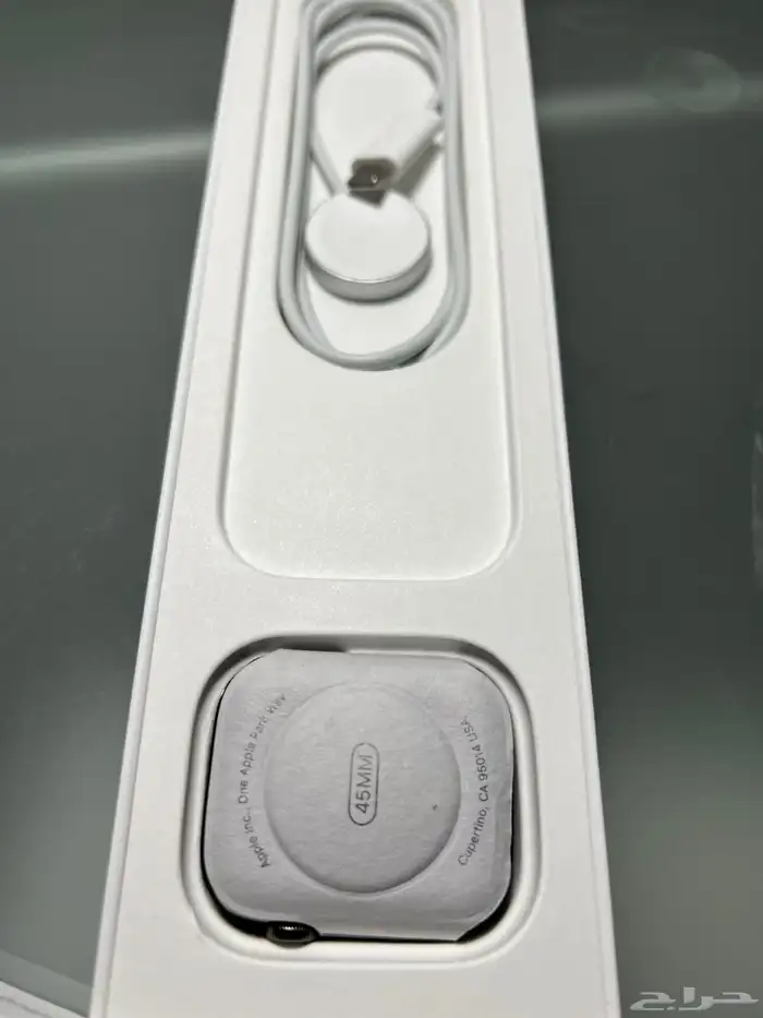 ساعة ابل ستانلس ستيل 7 apple watch 7 stainless steel 3