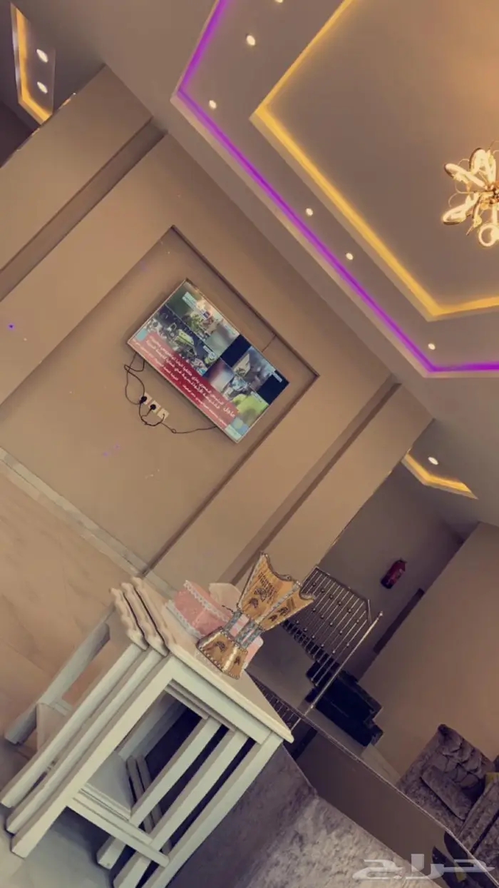 استراحه قسمين ومقلط ومسبح كبير بسخان 3