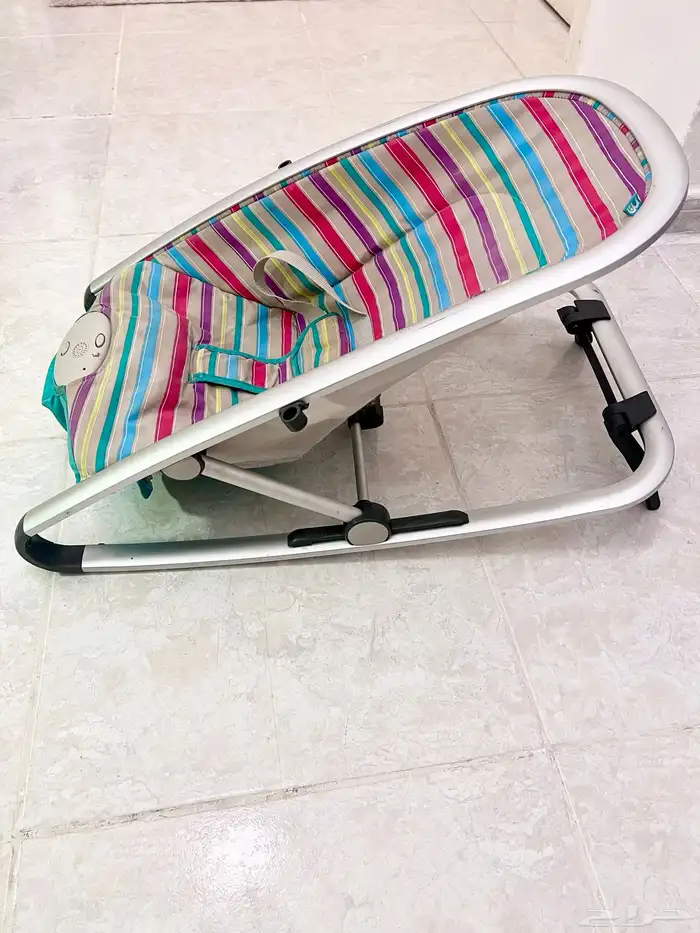 كرسي اطفال هزاز مع موسيقى 1