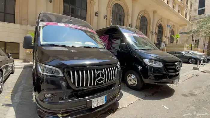 إيجار سيارة مع سائق مرسيدس فان 23 37