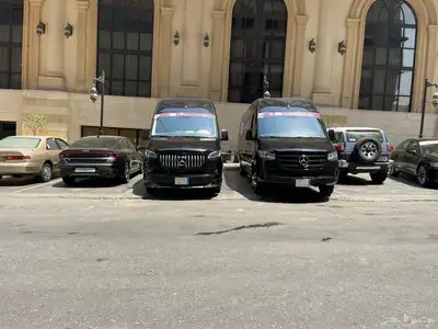 إيجار سيارة مع سائق مرسيدس فان 23 36