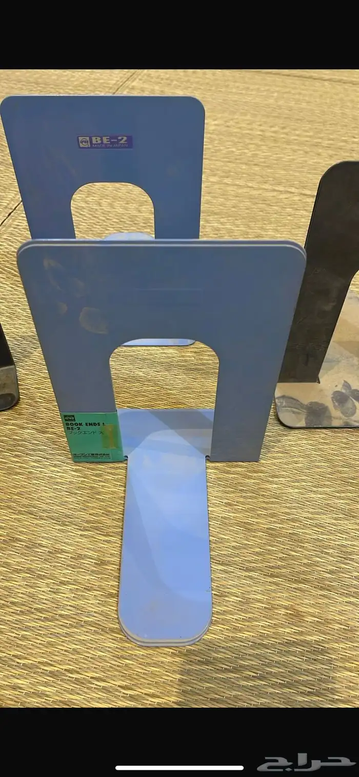 حواجز للكتب 1