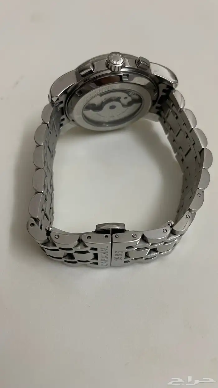 للبيع ساعة كرنفال السويسرية 1