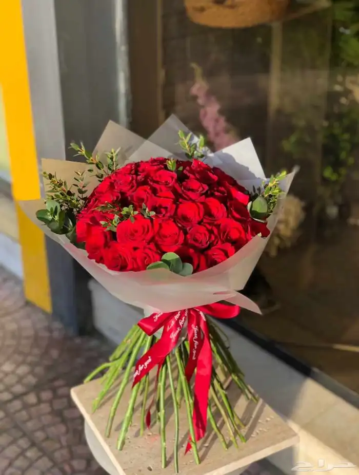 تجهيز وتنسيق باقات ورد وهدايا وتوصيلها 4